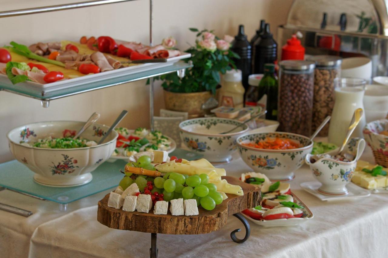 Czapla Stare Sady Bed & Breakfast Mikołajki Eksteriør bilde